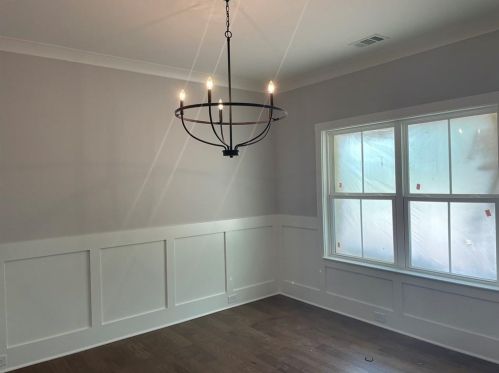298 Poplar St, Buford, GA 30518-2816