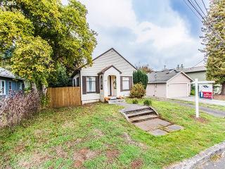 625 8th Ave, Camas, WA 98607-1914