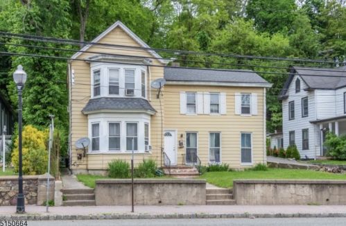 114 Main St, Bloomingdale, NJ 07403-1633