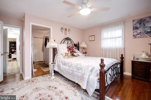 15300 Beaufort Pl, Silver Spring MD  20905-4202 exterior