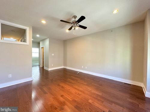 1634 Manton St, Philadelphia, PA 19146-3030