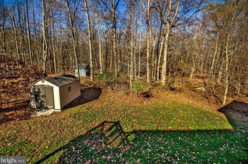 583 Windsong Dr, Aberdeen MD  21001-1809 exterior