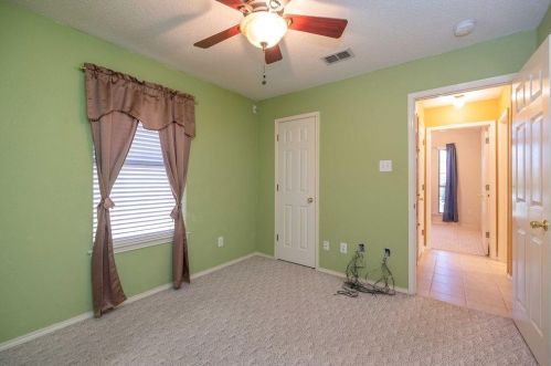 5736 Straightaway Dr, Fort Worth TX  76117-1594 exterior