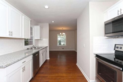1772 Flintwood Dr, Atlanta GA  30316-4101 exterior