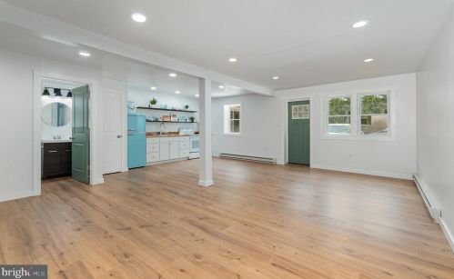 211 York Rd, Carlisle PA  17013-3154 exterior