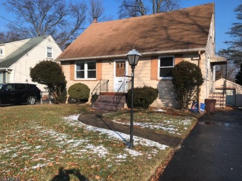 343 Albermarle St, Rahway, NJ 07065-2416