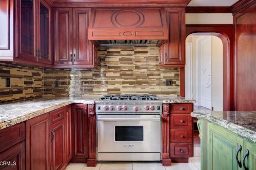 1958 Calafia St, Glendale CA  91208-2306 exterior