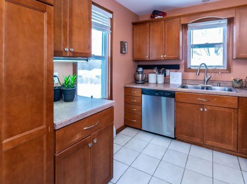 737 Desoto St, Saint Paul MN  55130-4215 exterior