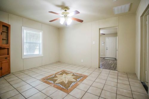 3325 25th St, Fort Worth TX  76106-3304 exterior