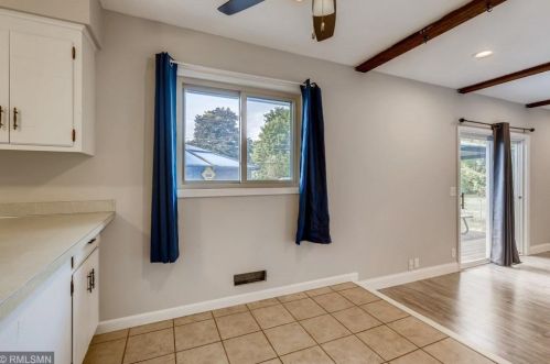 248 150th St, Saint Paul MN  55124-6718 exterior