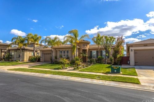 36295 Bay Hill Dr, Beaumont, CA 92223-8028