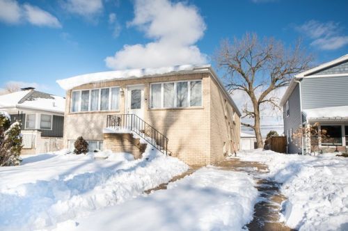 241 Kimbell Ave, Elmhurst, IL 60126-1801
