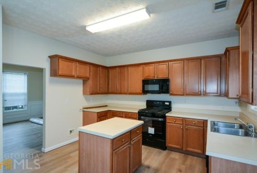 80 Rosemoore Dr, Porterdale GA  30014-7065 exterior
