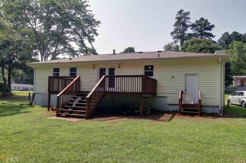 1914 Martin Rd, Marietta, GA 30008-4056