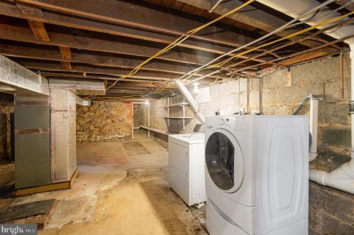 1034 Broadway, Hanover PA 17331-2505 exterior