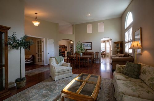 1820 Savoie Way, Modesto, CA 95356-8948