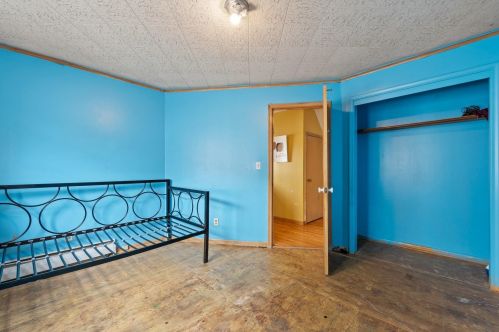 143 Bates Ave, Saint Paul MN  55106-6328 exterior