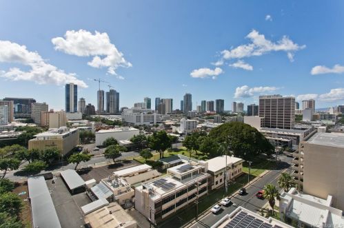1448 Young St, Honolulu HI  96814-1837 exterior
