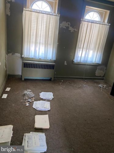 2711 Allegheny Ave, Philadelphia PA  19132-1224 exterior