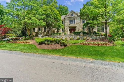 1065 Great Passage Blvd, Great Falls, VA 22066-1630