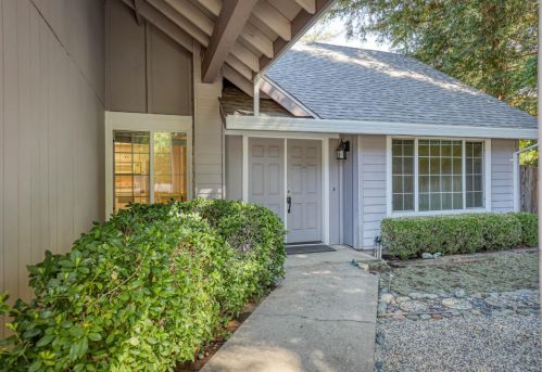 5336 Nelle Pl, Fair Oaks, CA 95628-3940