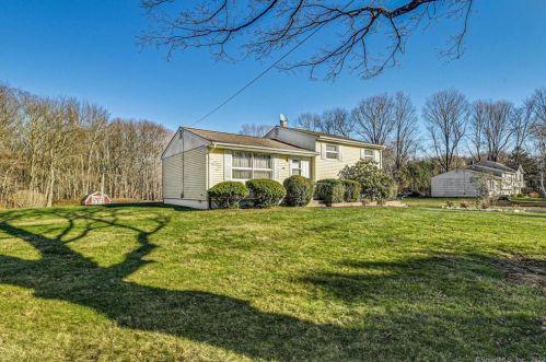 222 Purdy Hill Rd, Upper Stepney, CT 06468-2137