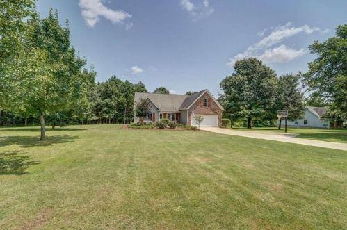 86 Amelia Rd, Griffin, GA 30223-5910