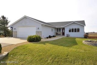 206 Tower Cir, Morristown, MN 55052-4009