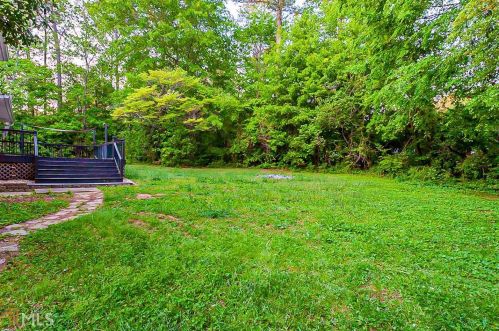 192 Greenbriar Ct, Conyers GA  30094-4214 exterior