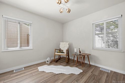 2895 Fairfax St, Denver CO  80207-2748 exterior