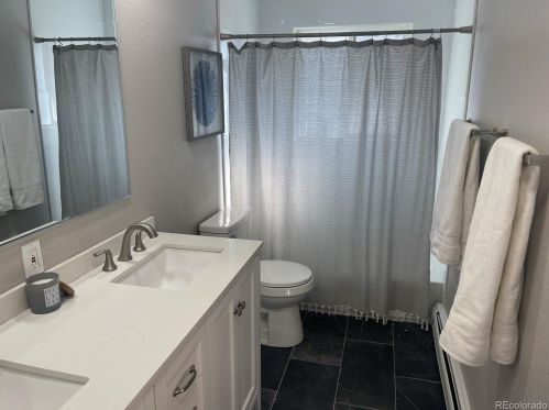 12444 13 Pl, Aurora CO 80011-7224 exterior