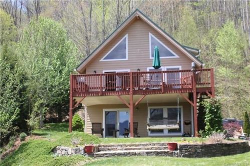 471 Mcnary Dr, Clyde, NC 28721-5501