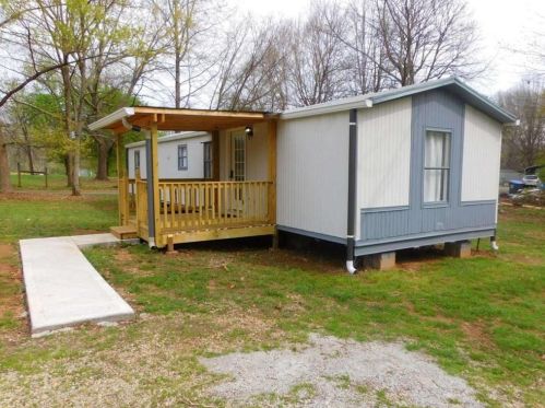 714 Peachtree Rd, Jefferson GA  30549-1560 exterior