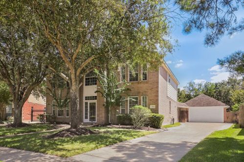 2523 Griggs Ct, Pearland, TX 77584-5207
