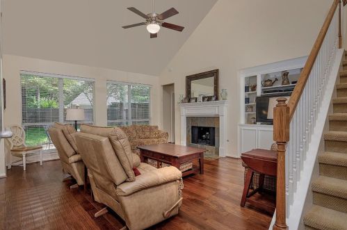 18 Westward Ridge Pl, Conroe TX  77384-5023 exterior