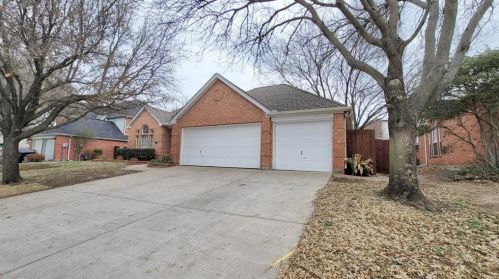 2628 Crepe Myrtle Dr, Lewisville TX  75028-3615 exterior