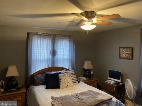 535 Hobart Ave, Trenton NJ  08629-1316 exterior