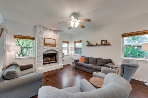 6856 Rolling Rdg Dr, Fort Worth TX  76182-7020 exterior