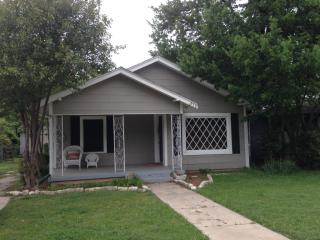 3220 Merida Ave, Fort Worth TX  76109-2349 exterior