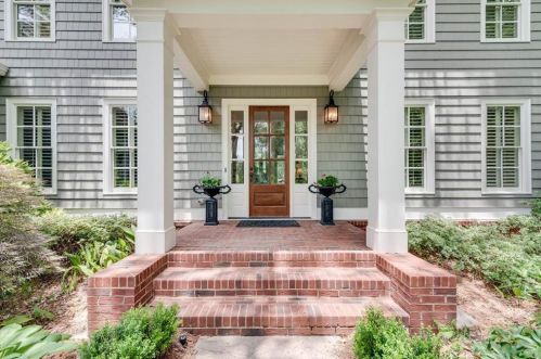 233 Indian Hills Trl, Marietta, GA 30068-4049