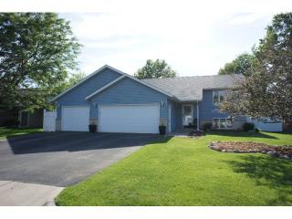 290 Tiffany Dr, Hastings, MN 55033-3977