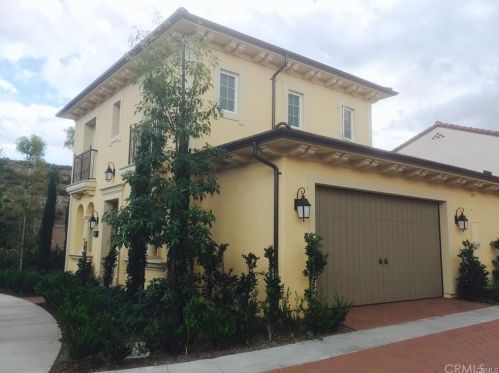 182 Stallion, Irvine, CA 92602-0200