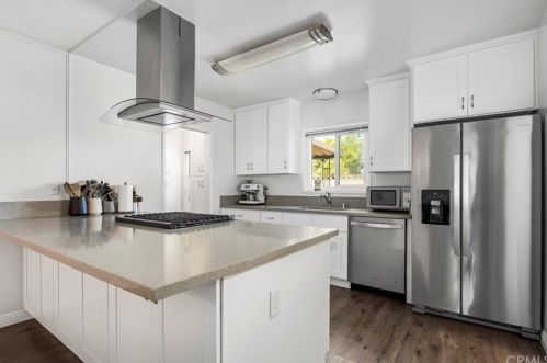 22631 Hickory Ave, Torrance CA  90505-2945 exterior