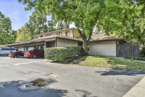 5468 Roundtree Pl, Concord CA  94521-3972 exterior