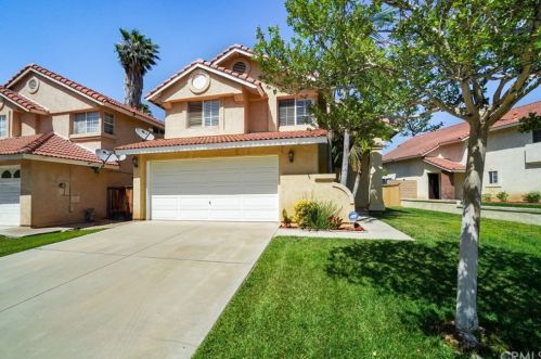 3653 Pole Ln, Riverside, CA 92503-4520
