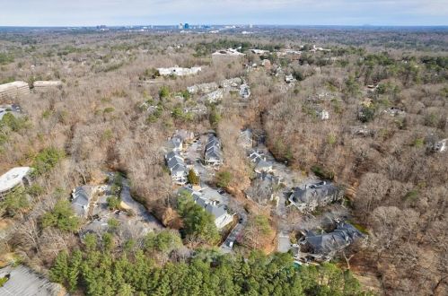 101 Bainbridge Dr, Atlanta GA  30327-4269 exterior