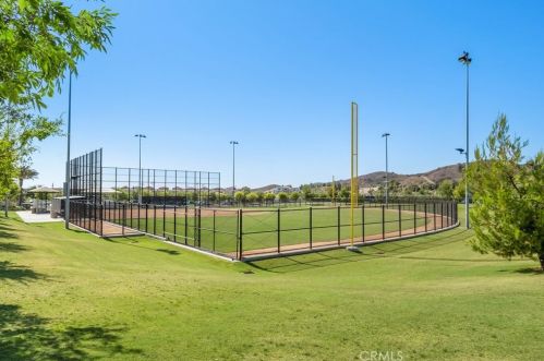 38 Canoe, Irvine CA  92618-8841 exterior