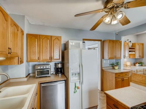123 Bates Ave, Saint Paul MN  55106-6328 exterior