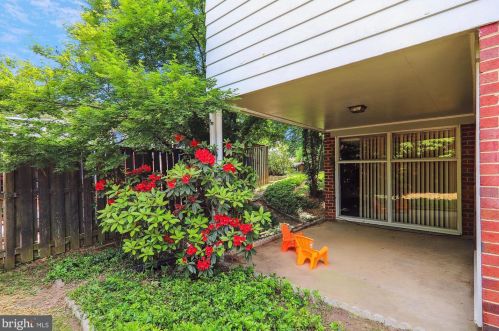 2205 Richland Pl, Silver Spring MD 20910-2331 exterior