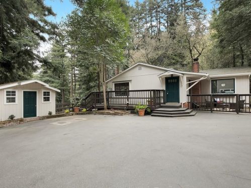 20974 Pawnee Trl, Los Gatos, CA 95033-8816